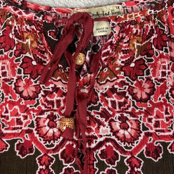 Live & Let Live Woman’s‎ Plus Size 1X Tunic Boho Artsy Top  Beads Bell Sleeves - Picture 9 of 10